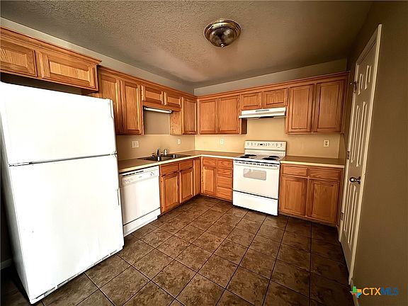 4th image of 4706 John David Dr