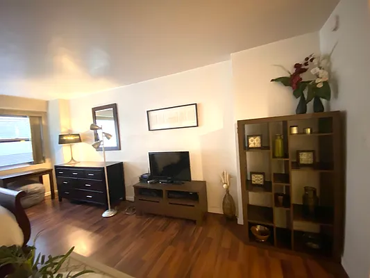 Rented by Direct Properties New York | media 27