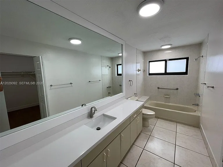 1727 SW 136th Pl — Photo 11