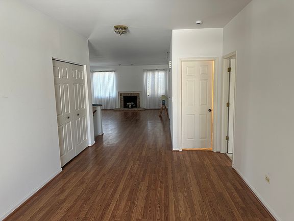 5th image of 610 Golfers Ln