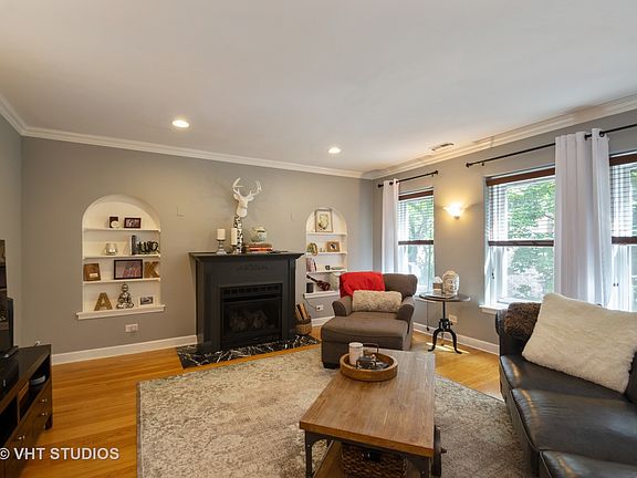 2nd image of 6144 N Mozart St APT 3