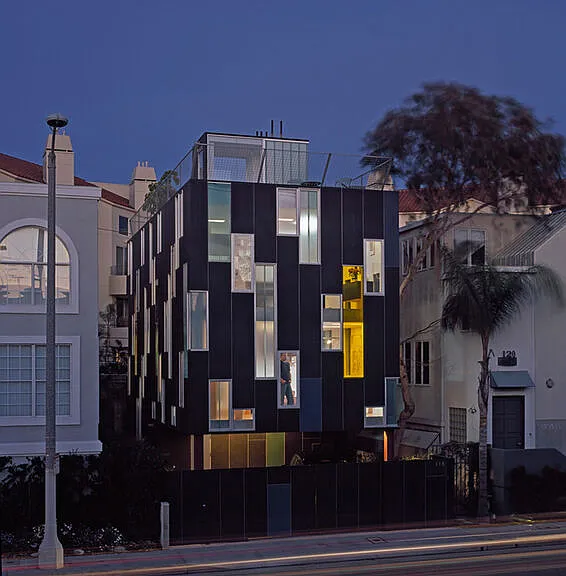 116 Pacific Ave — Photo 1