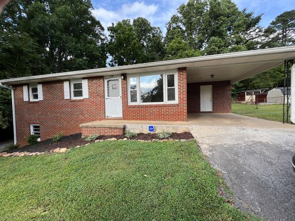 112 Evergreen Rd