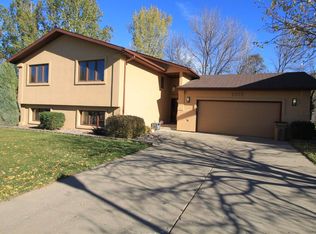 1325 13th St SW, Minot, ND 58701