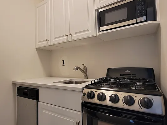 Rented by Compass | media 5