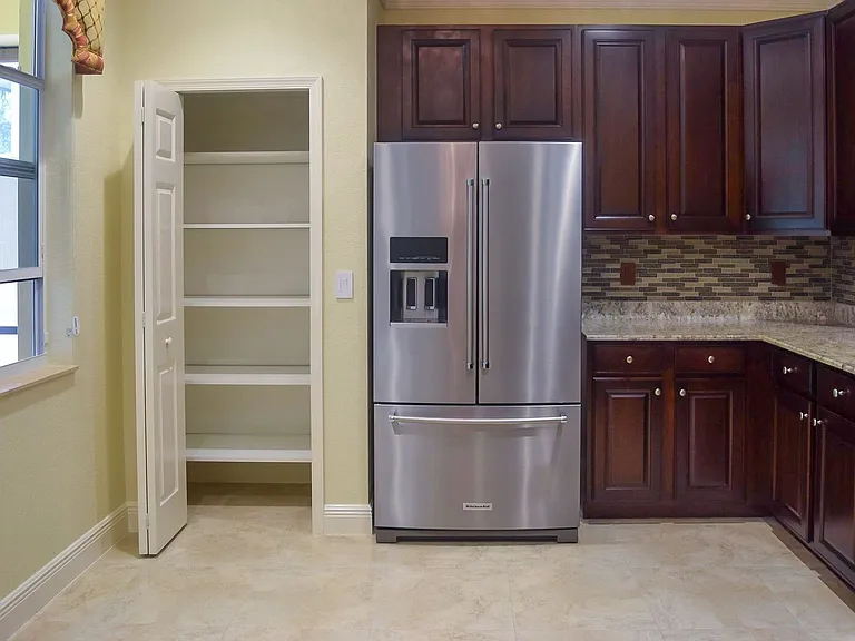 10160 SW Canossa Way — Photo 14