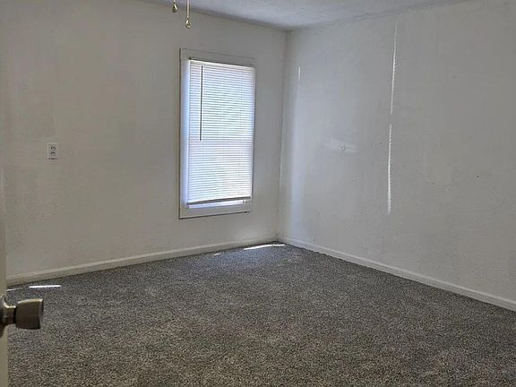 5th image of 224 E 6th St