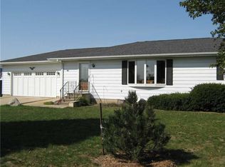 2317 Melrose Rd, Central City, IA 52214