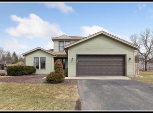 7112 Quantico Ln N, Maple Grove, MN 55311