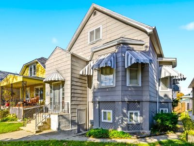 5040 W Patterson Ave, Chicago, IL, 60641