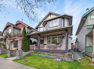 19485 66a Ave, Surrey, BC V4N 0C3