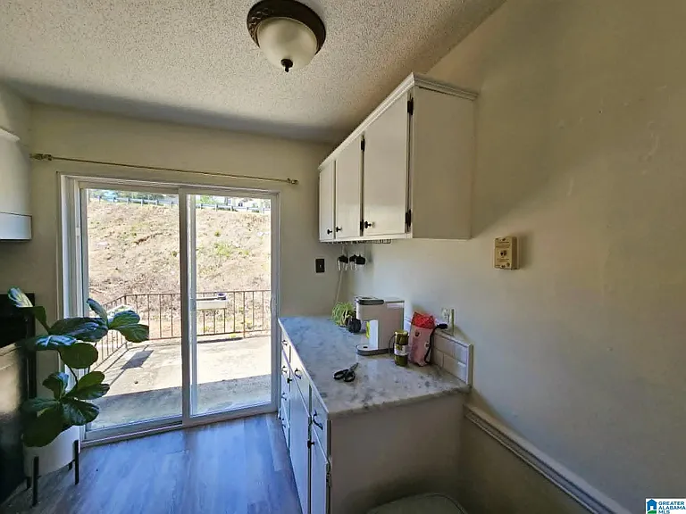 3449 Sandner Ct #D — Photo 8