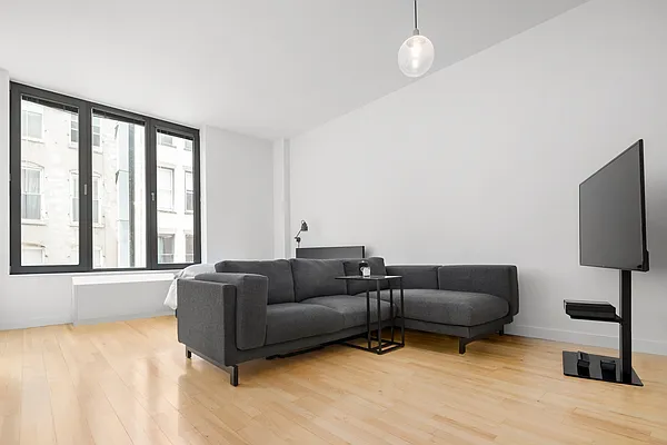 Rented by Compass | media 11