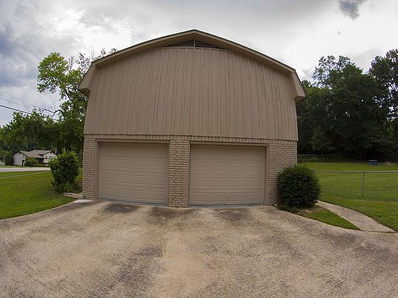2-car Garage