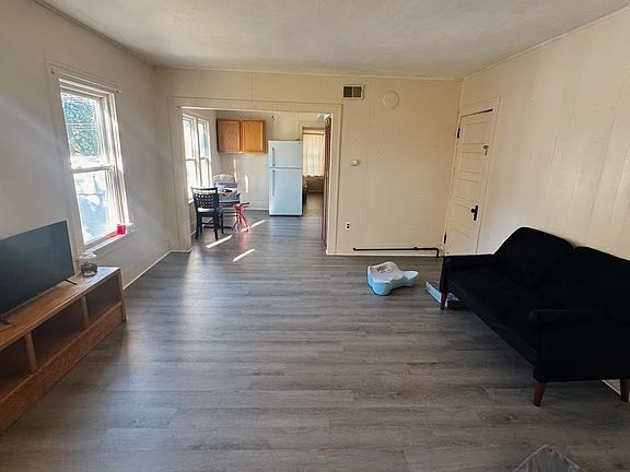 4th image of 3042 S Custer Rd APT 3