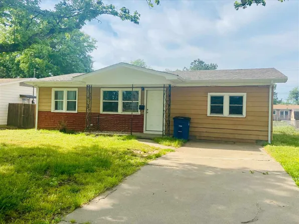 1237 E 2nd St, Cushing, OK 74023