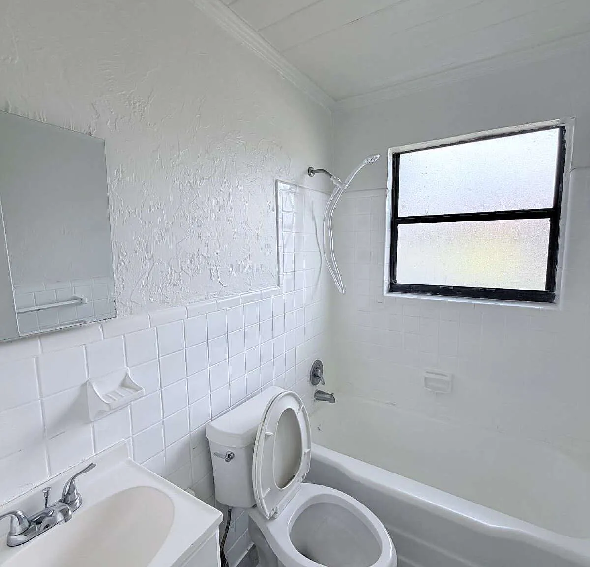 2 bed, 1.0 bath, 612 sqft, $1,800 — Photo 4