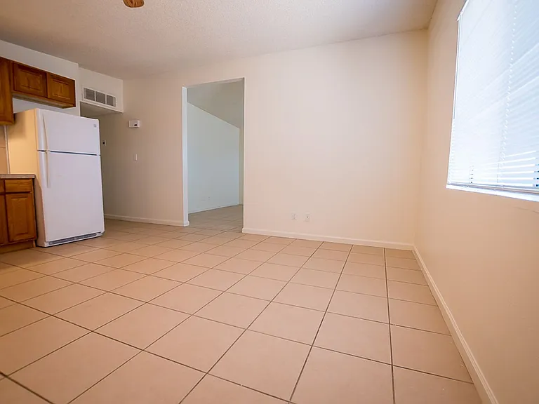 4937 E De Medici Dr — Photo 8