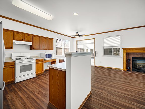 5th image of 690 S Wellston Ln