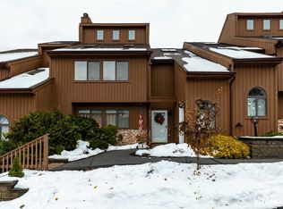 232 Panorama Ct, Poughkeepsie, NY