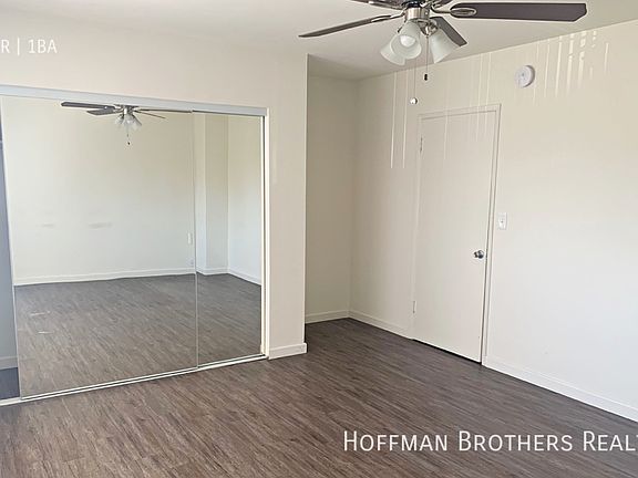 4th image of 2001 N Beachwood Dr #9A