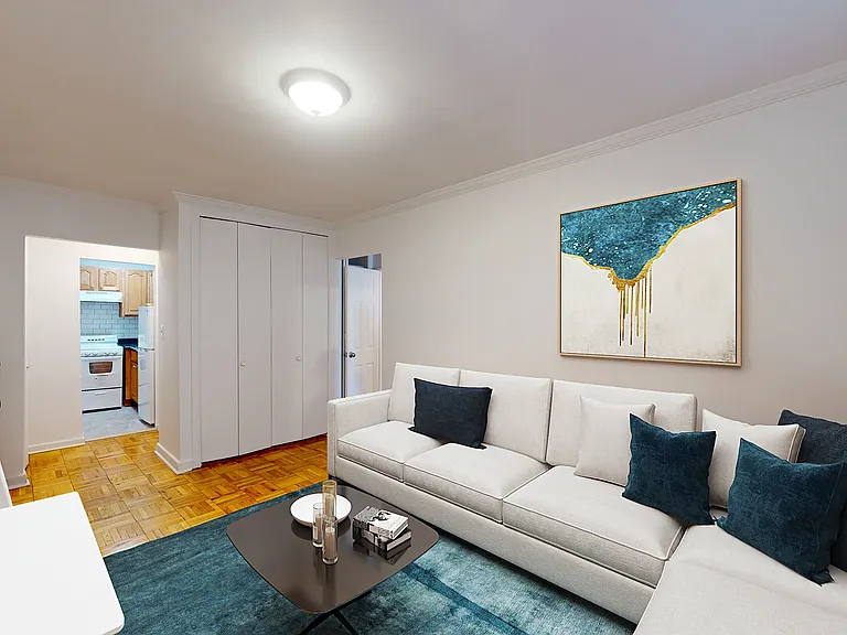 164 E 78th St #3C — Photo 2