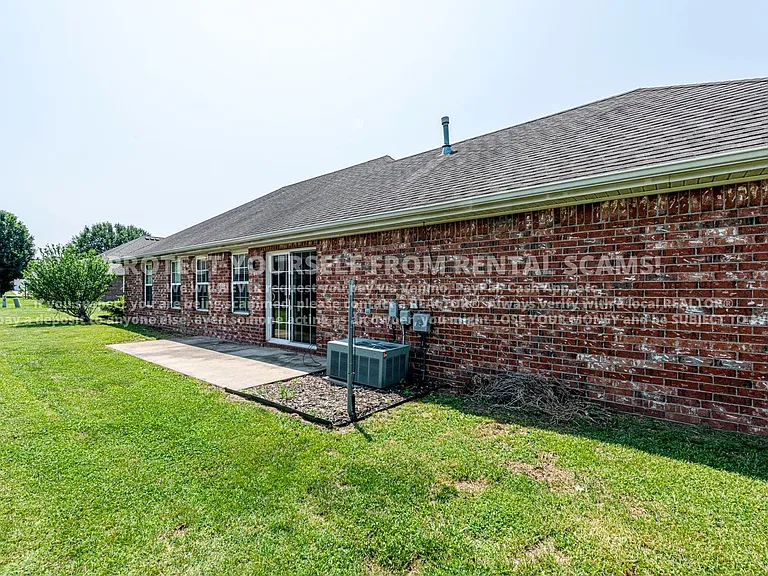 245 Ravenwood Rd — Photo 14