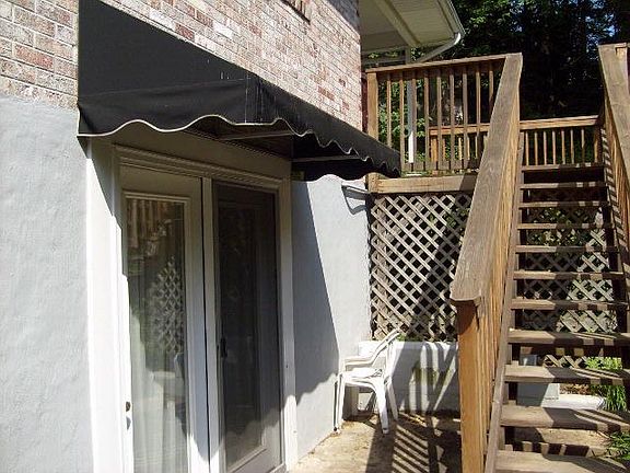 5th image of 162 Vanderbilt Dr