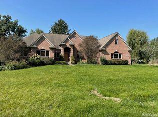 28309 Greencastle Rd, Farmington Hills, MI 48334