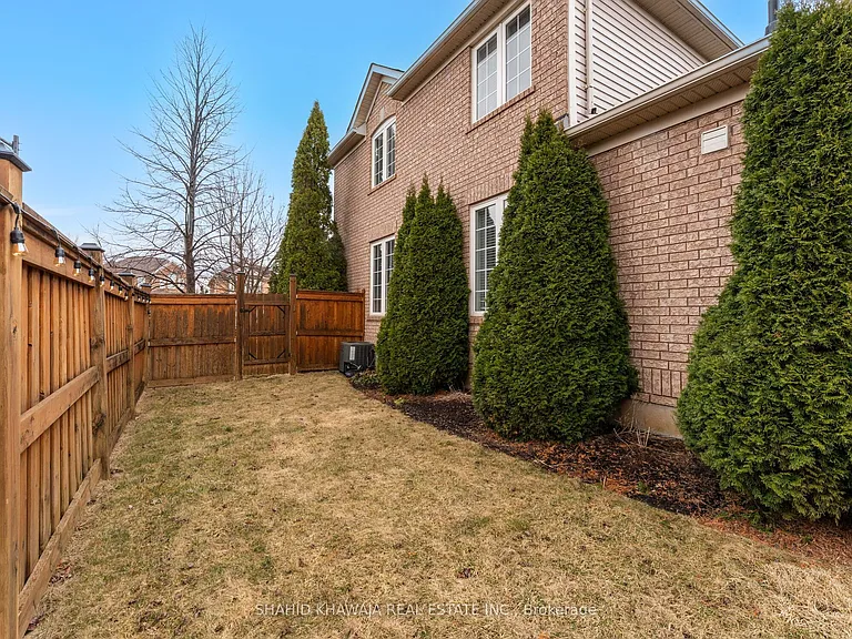 7282 Blackwood Mews — Photo 50