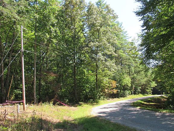 3rd image of 0 Mountain Lake Blvd
