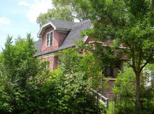 2451 N 25th St, Milwaukee, WI 53206