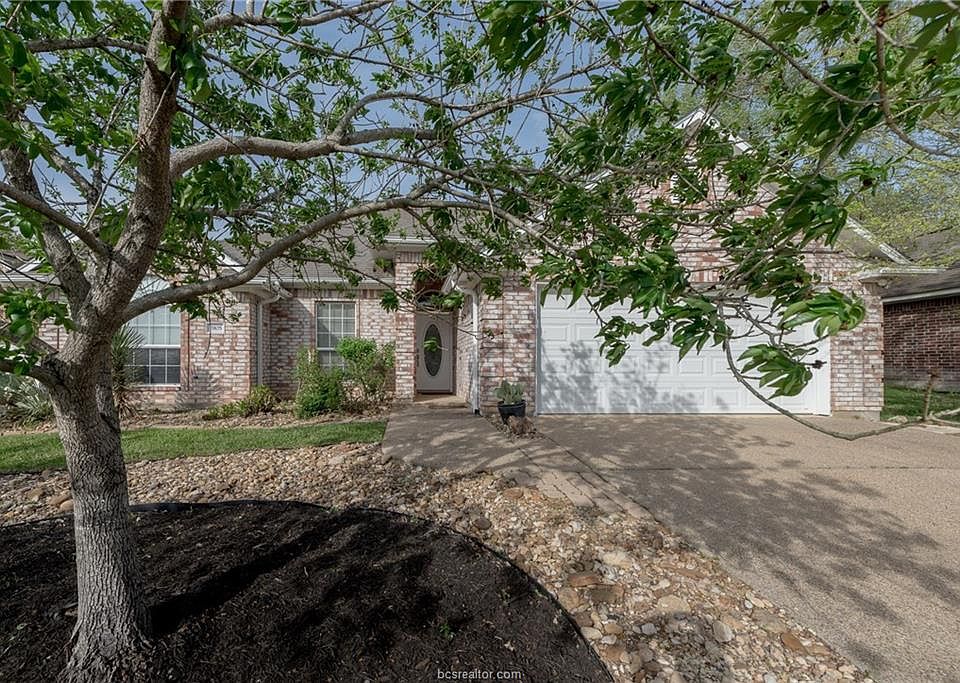 1st image of 3105 Pleasant Grove Dr