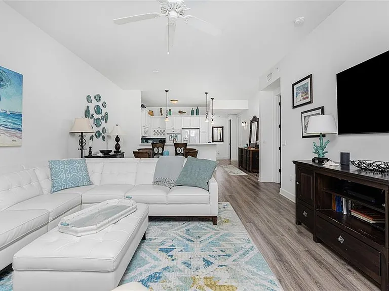 11100 Hacienda Del Mar Blvd #G-202 — Photo 22