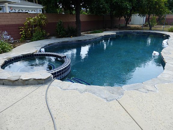 Swimming pool & spa completely fenced in