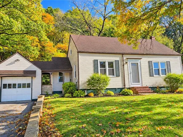 2485 Morgan Hill Rd, Easton, PA 18042