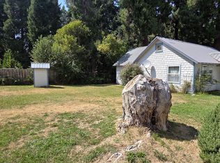 317 Salter Ln, Prospect, OR 97536