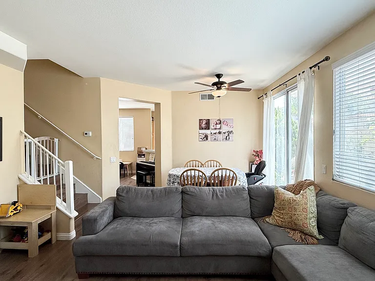 9580 Capricorn Way — Photo 3