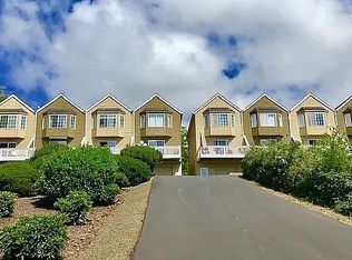 1579 Whispering Pines Dr #8, Seaside, OR 97138