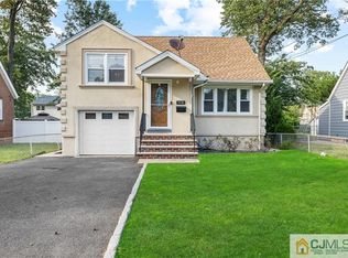 116 Goodrich St, Iselin, NJ 08830