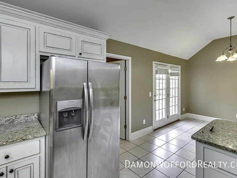 131 Hunters Row — Photo 27