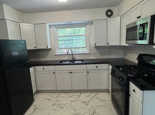 18352 Highland Ave #2S, Homewood, IL