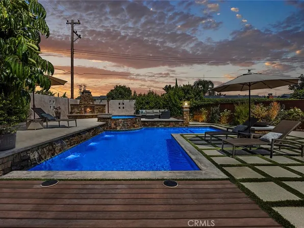 1570 N Fern St, Orange, CA 92867
