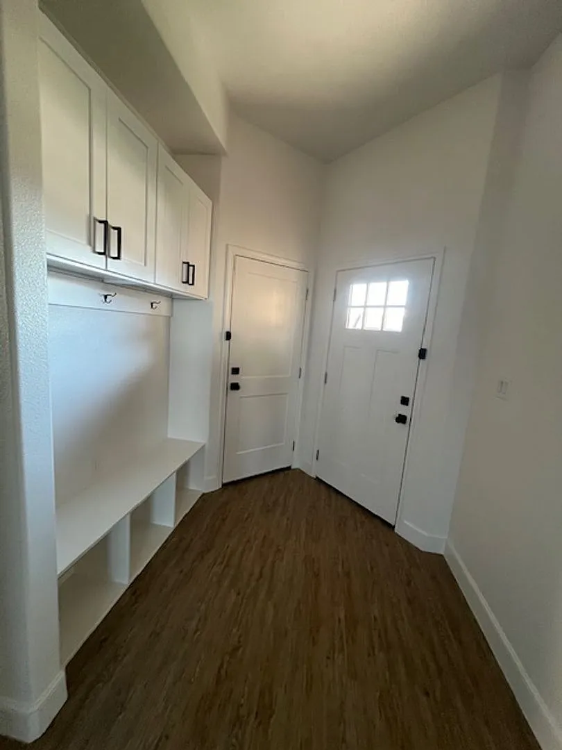 390 Kristi Path — Photo 2