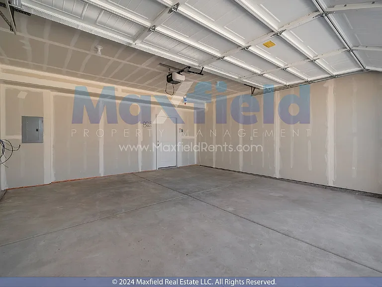 1598 N 1950 E — Photo 16