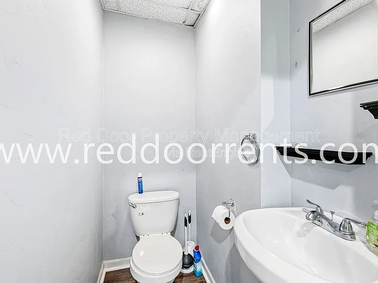 736 E Morris St — Photo 20