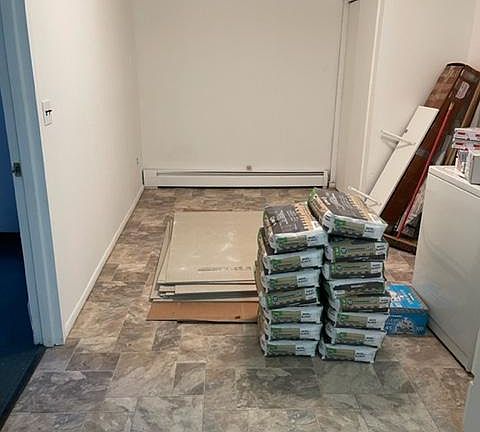 4th image of 952 Vincent Ave #1
