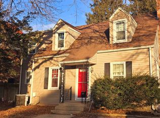 326 S Rockford Ave, Rockford, IL 61104
