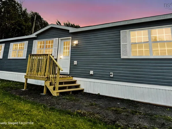 48 High Street Ests, New Glasgow, NS B2H 4B8