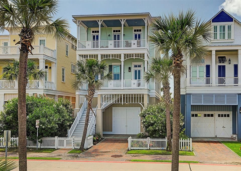 1st image of 2633 E Seaside Dr
